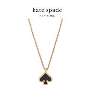 ♠️ kate spade ♠️ Everyday Spade Enamel Mini Pendant